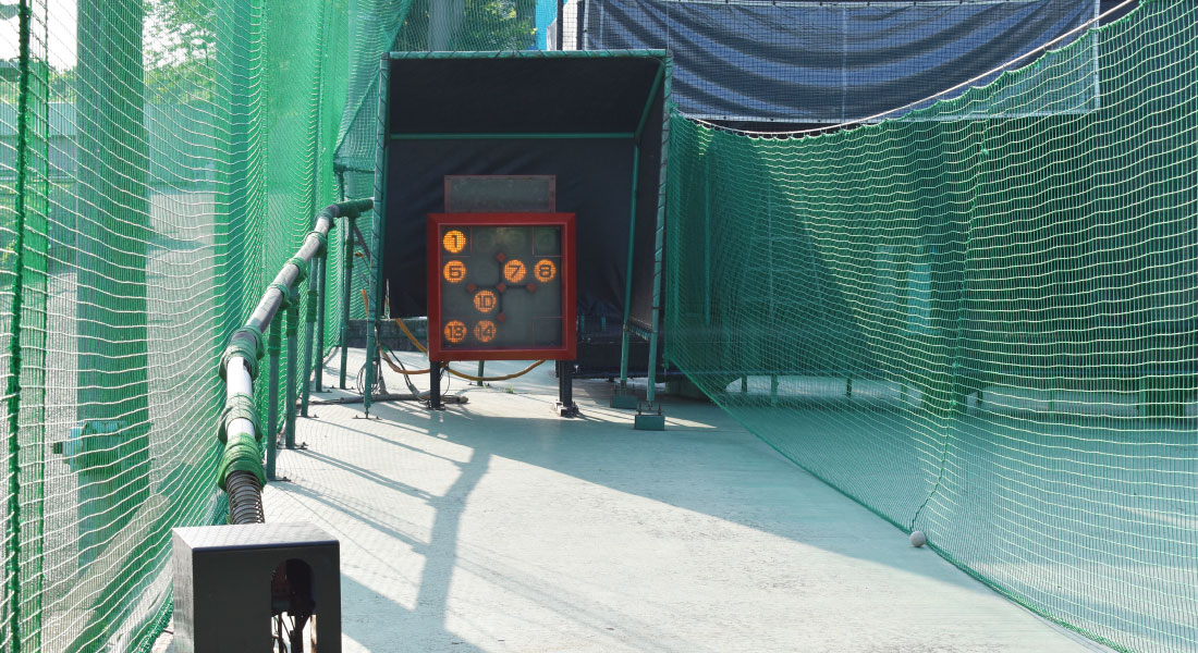 バッティングセンター